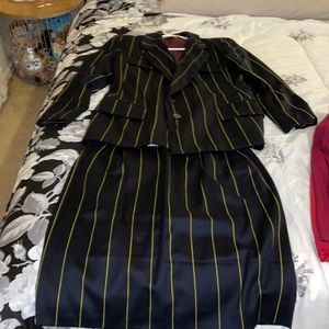 Vintage 80’s Tahari skirt and jacket suit